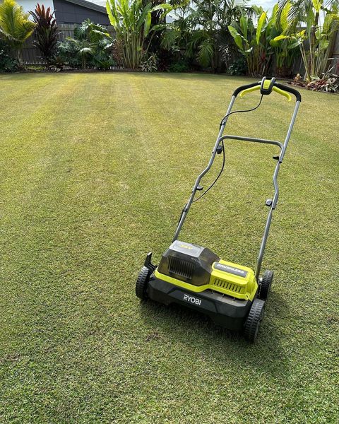 Scarifying is an important step to maintaining the perfect lawn!

It works by removing a dead layer of grass that sits on the soil, allowing fresh rainwater, sunshine and nutrients to penetrate the soil and keep grass roots healthy.

To learn more head to our website now 🌱
#RYOBIau #batterypowered #RYOBIpowertools #RYOBImade #lawncare #scarifying