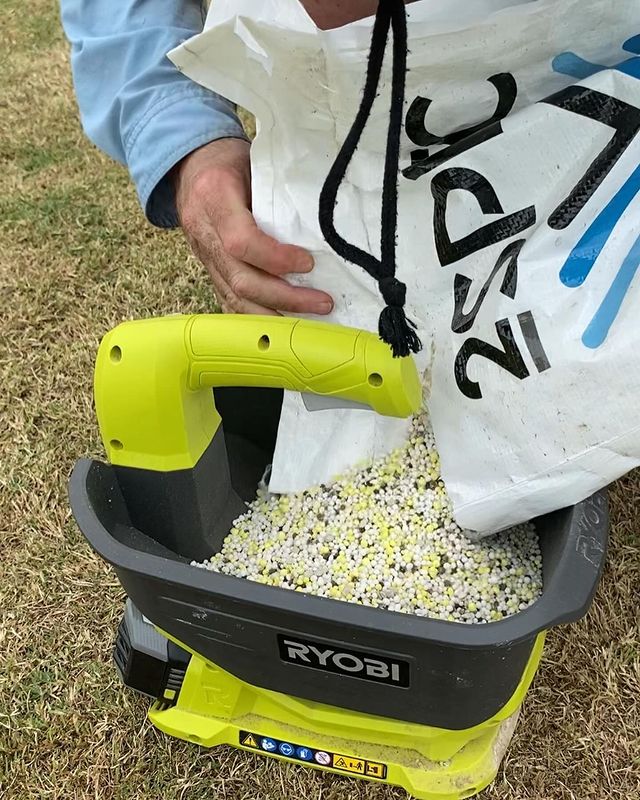 Give your lawn some TLC like fraser_coast_lawnie (Instagram) with the RYOBI 18V ONE+ Seed & Fertiliser Spreader and the RYOBI 18V ONE+ 15L Backpack Chemical Sprayer.

Save these tools to your wish list today!

#RYOBIau #batterypowered #RYOBImade #RYOBIpowertools #LawnCare #Gardening